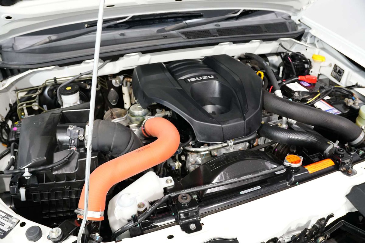 2018 Isuzu D-MAX SX High Ride Rear Wheel Drive