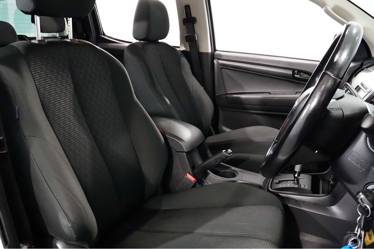 2018 Isuzu D-MAX SX High Ride Rear Wheel Drive