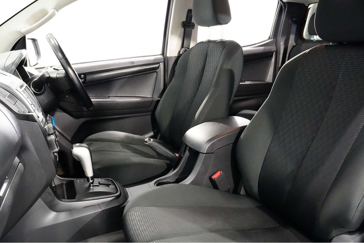 2018 Isuzu D-MAX SX High Ride Rear Wheel Drive