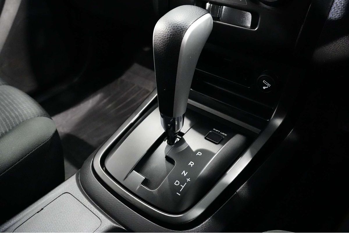2018 Isuzu D-MAX SX High Ride Rear Wheel Drive