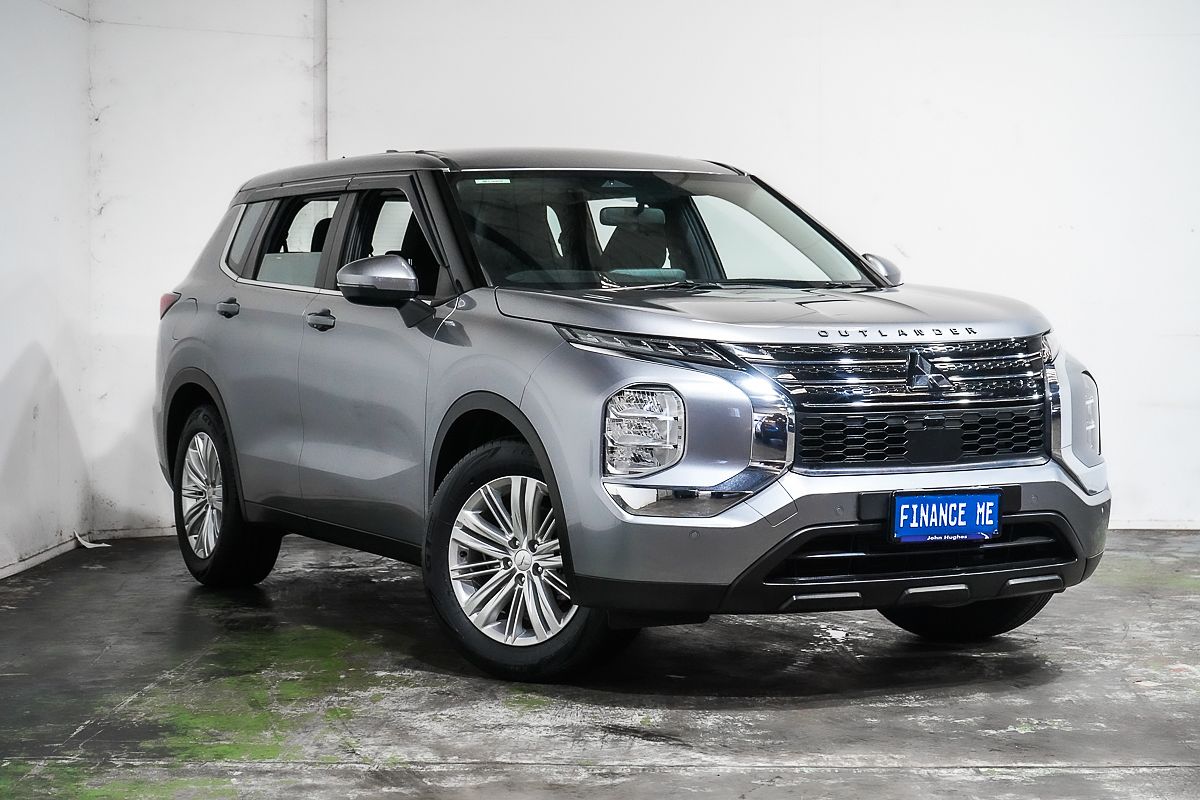 2022 Mitsubishi Outlander ES ZM