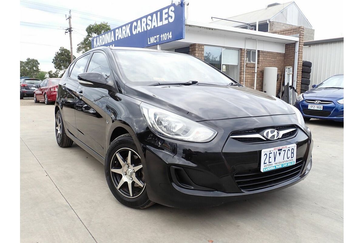 2012 Hyundai Accent Active RB