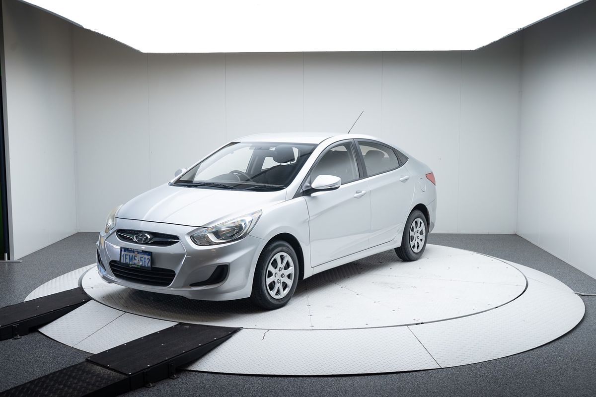 2014 Hyundai Accent Active RB2