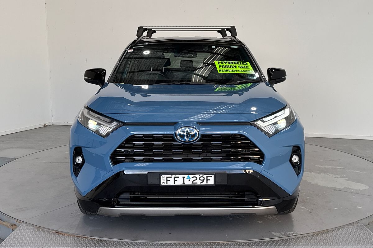 2023 Toyota RAV4 XSE (AWD) HYBRID PREMIUM PAINT AXAH54R