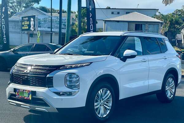 2021 Mitsubishi Outlander LS ZM