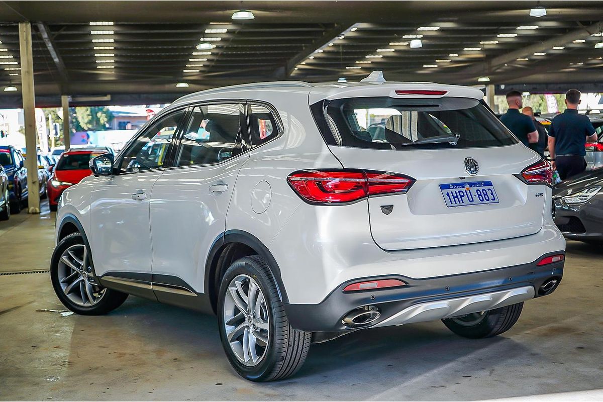 2022 MG HS Essence SAS23