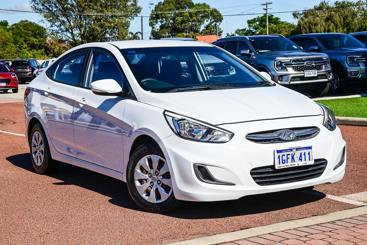 2016 Hyundai Accent Active RB4