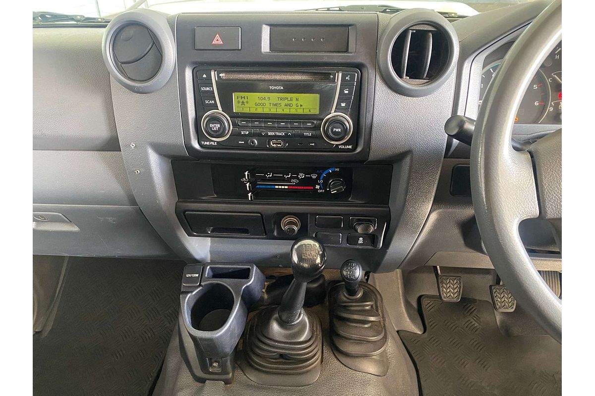 LANDCRUISER VDJ79R MY18 WORKMATE (4x4) 4.5L DTV8 DIESEL TURBO F/INJ 5 SP MANUAL C/CHAS 