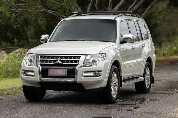 2016 Mitsubishi Pajero GLX NX