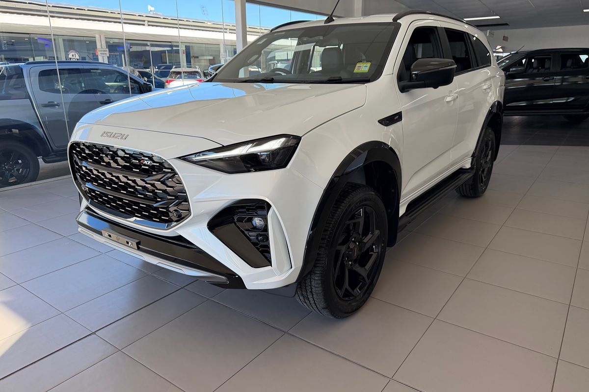 2025 Isuzu MU-X X-TERRAIN