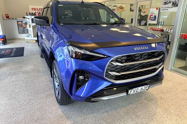 2025 Isuzu MU-X LS-T