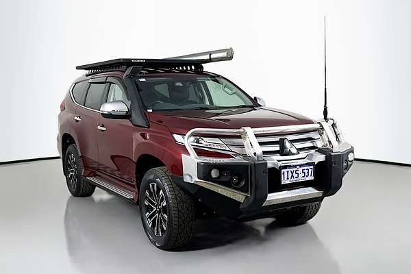 2020 Mitsubishi Pajero Sport PAJERO SPORT EXCEED (4x4) 7 SEAT QF4E46