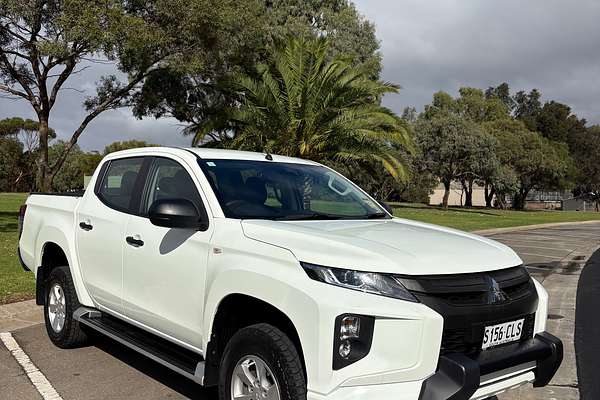 2021 Mitsubishi Triton GLX+ MR 4X4