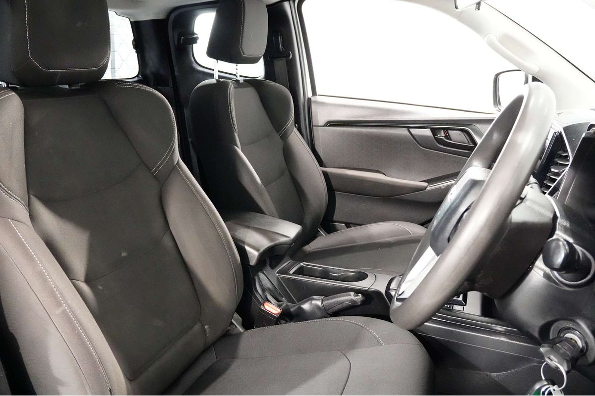 2021 Isuzu D-MAX SX 4X4