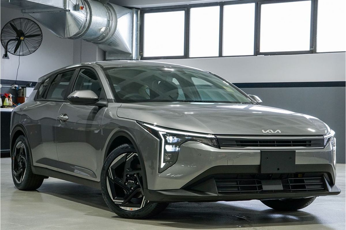 2025 Kia K4 Sport CL4m