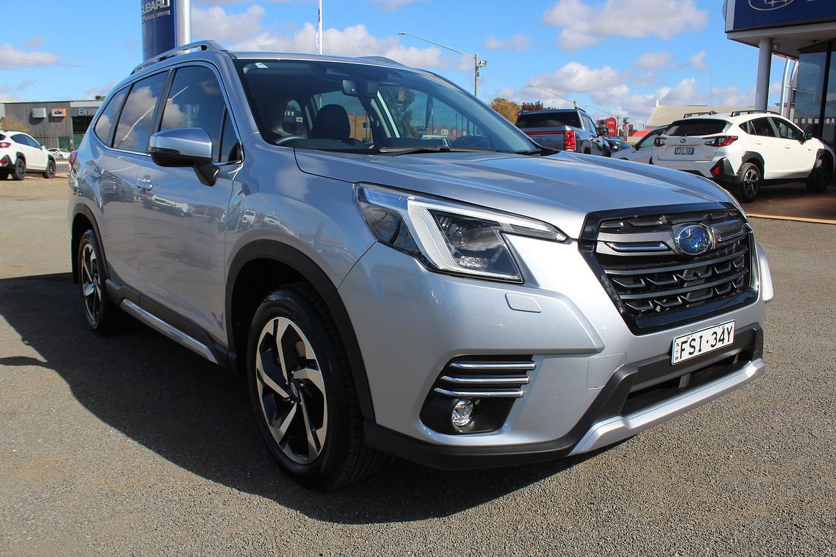 2024 Subaru Forester 2.5i-S S5