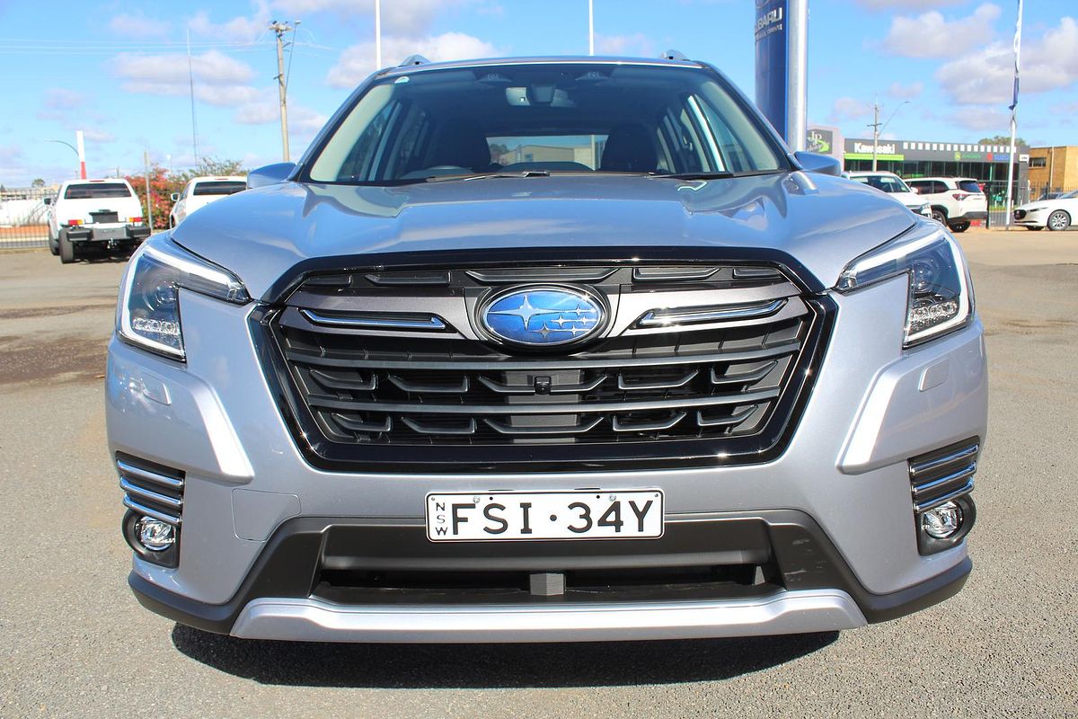 2024 Subaru Forester 2.5i-S S5