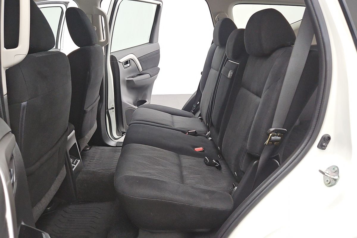 2021 Mitsubishi Pajero Sport GLX QF