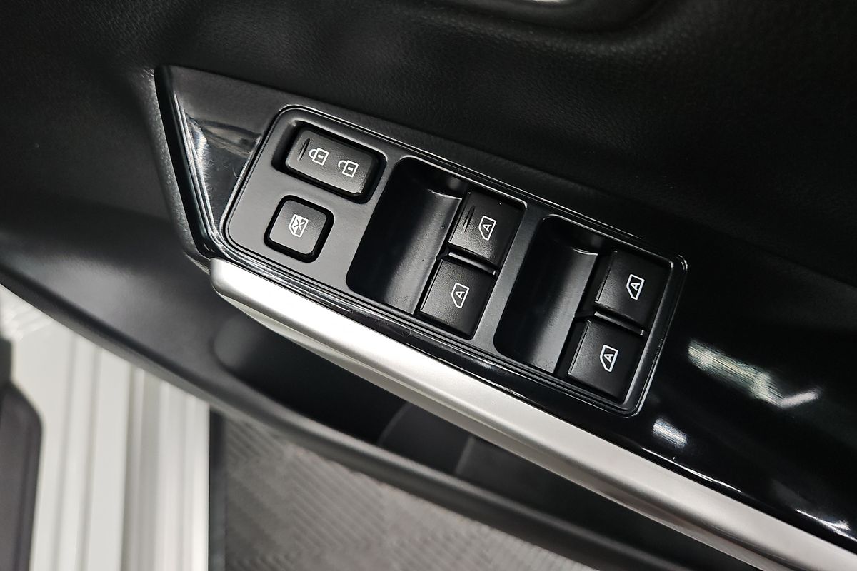 2021 Mitsubishi Pajero Sport GLX QF