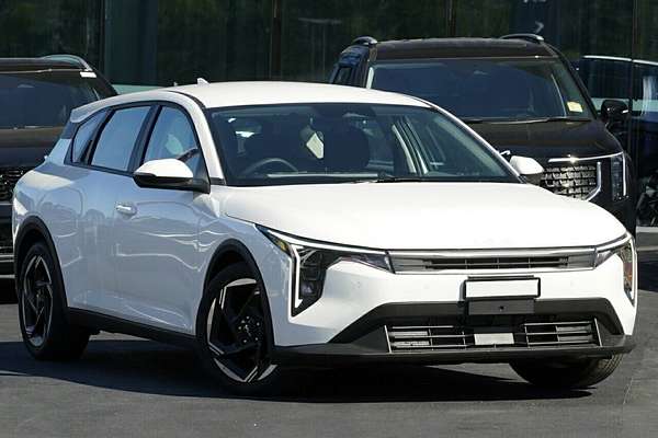 2025 Kia K4 Sport CL4m