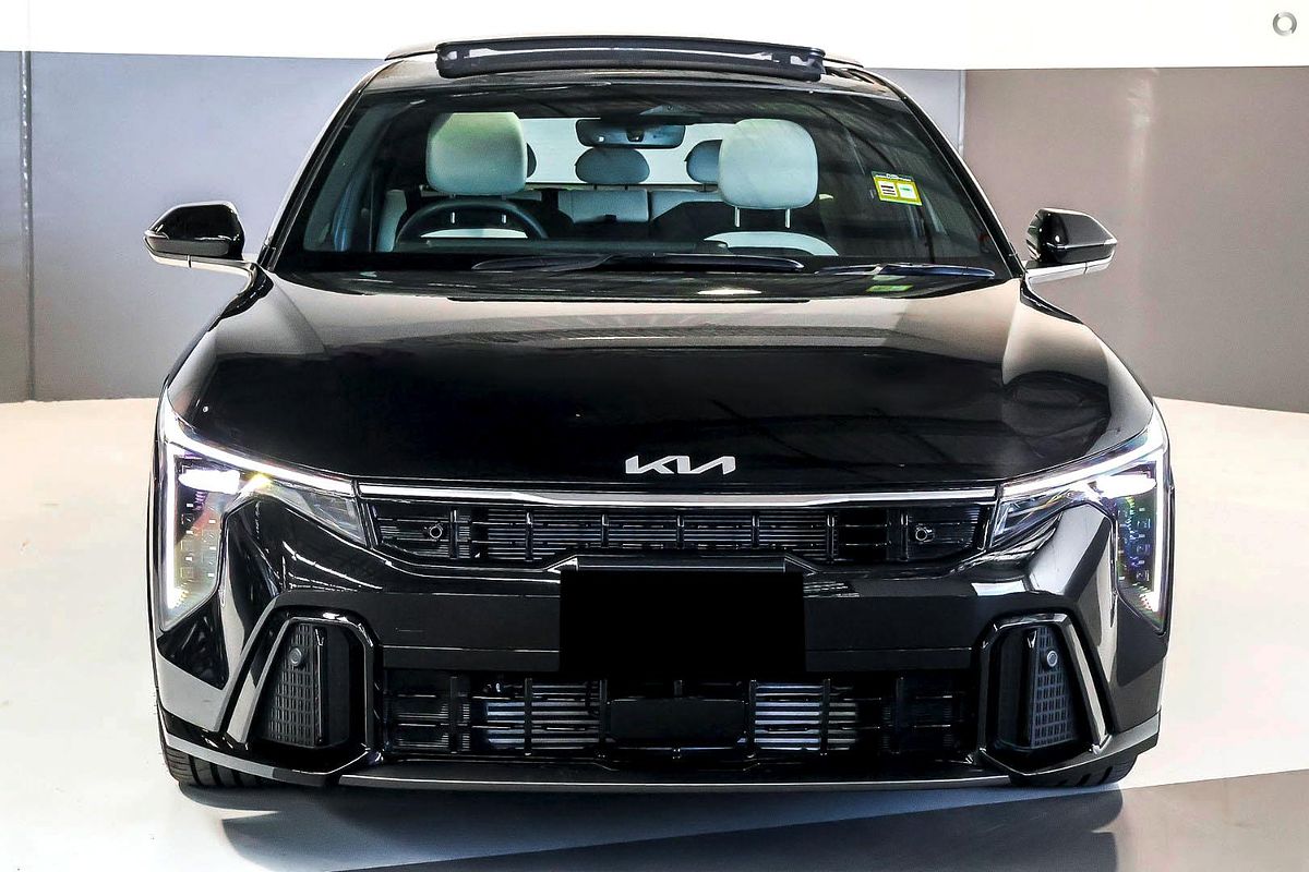 2025 Kia K4 GT-Line CL4m