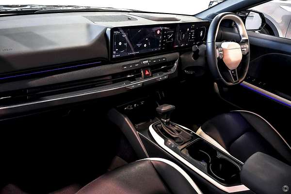 2025 Kia K4 GT-Line CL4m thumb-5