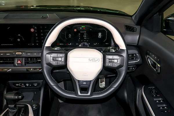 2025 Kia K4 GT-Line CL4m thumb-6