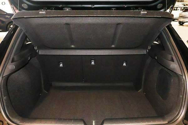 2025 Kia K4 GT-Line CL4m thumb-9
