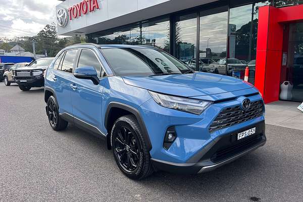 2025 Toyota RAV4 Cruiser AXAH54R
