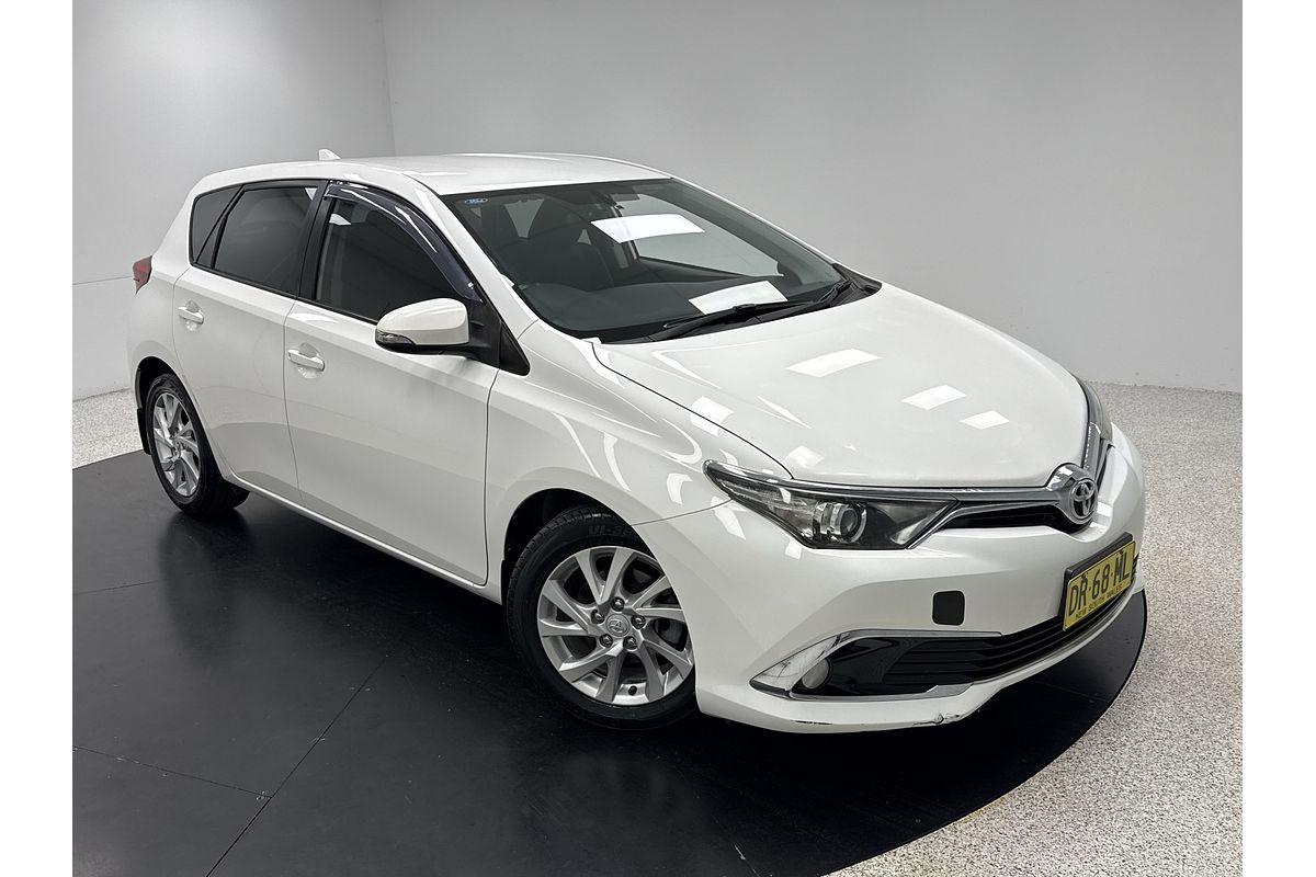 2015 Toyota Corolla Ascent Sport ZRE182R