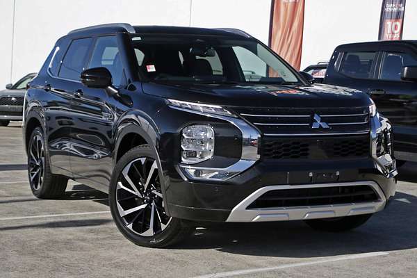 2024 Mitsubishi Outlander PHEV Exceed ZM