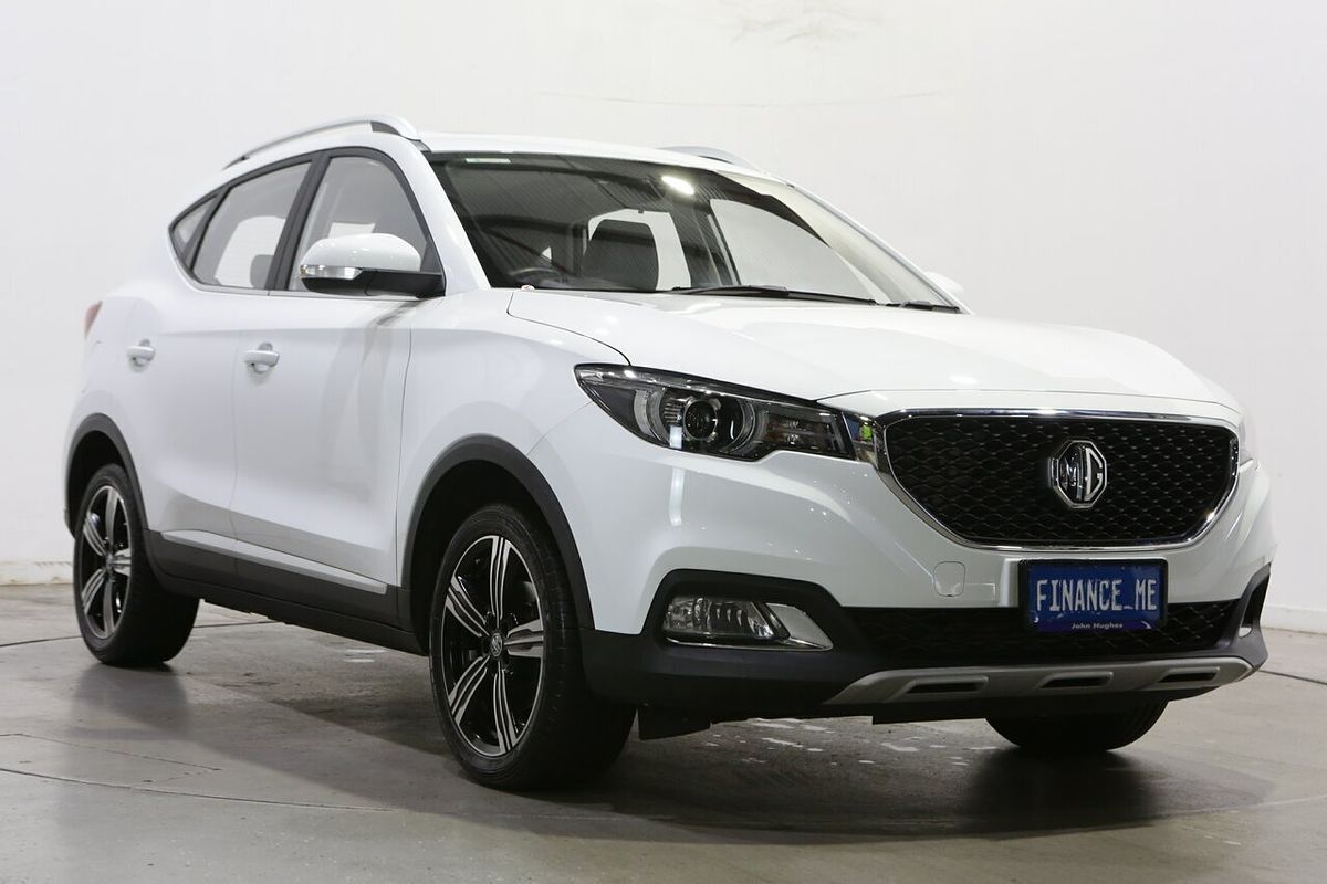 2023 MG ZS Essence AZS1