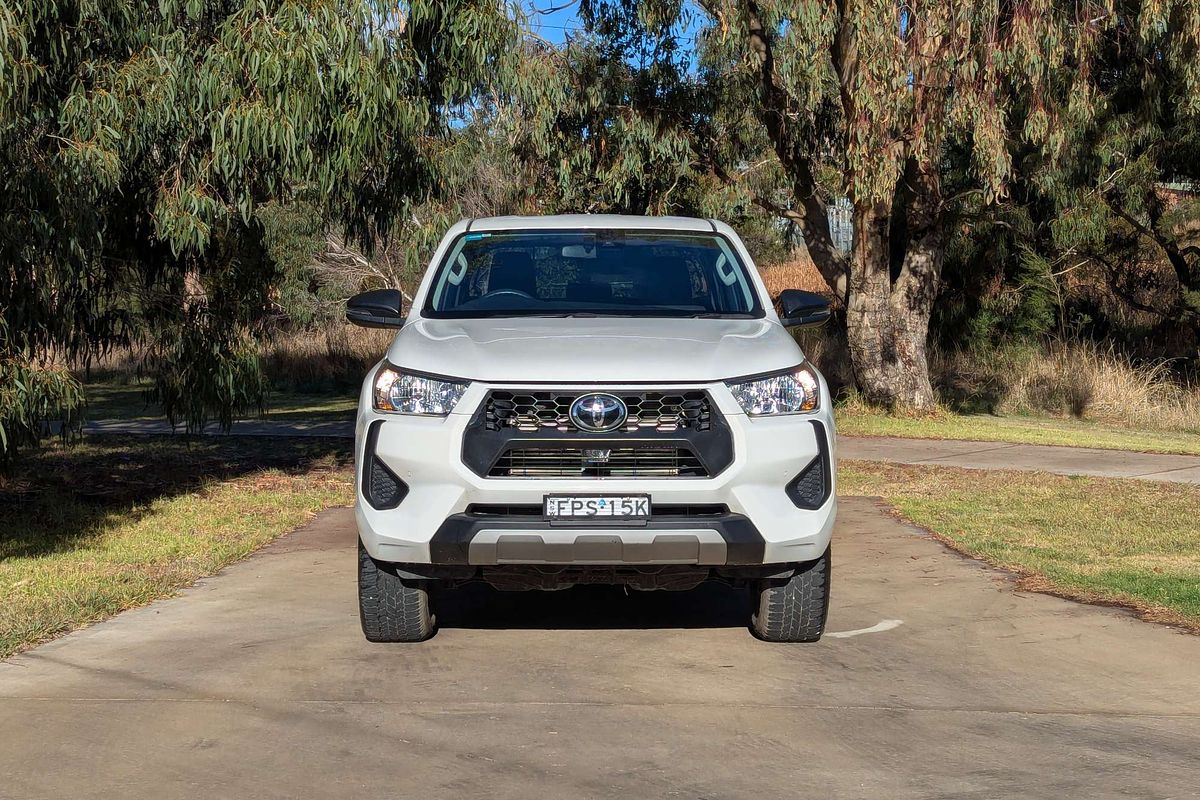 2025 Toyota Hilux