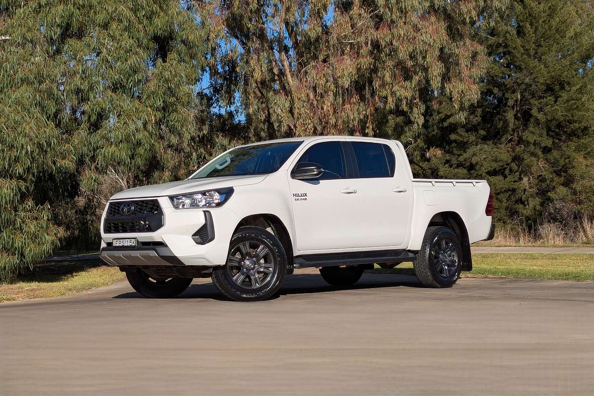 2025 Toyota Hilux