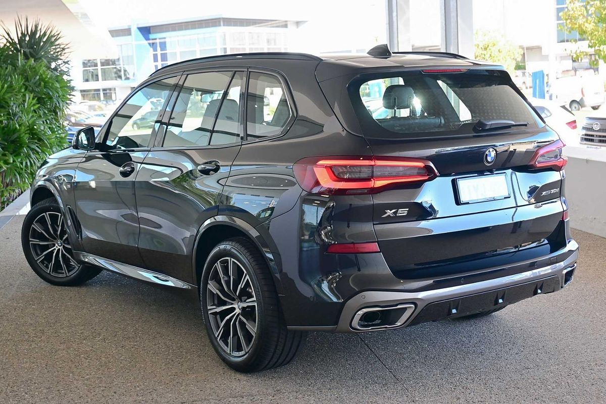 2022 BMW X5 xDrive30d M Sport G05