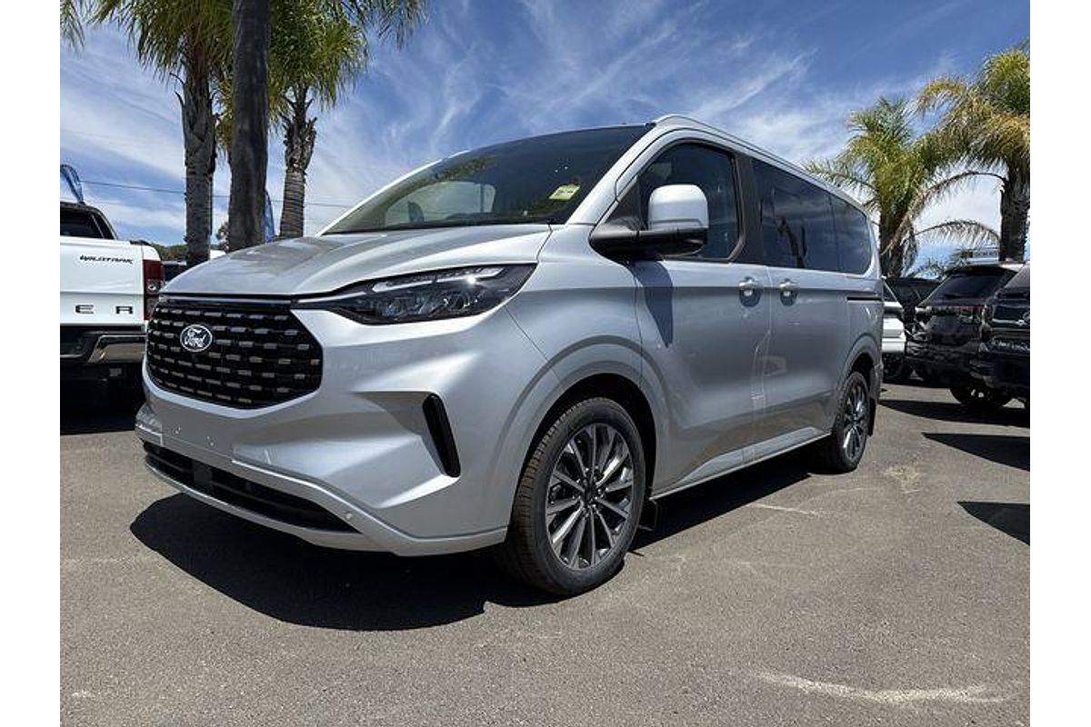 2025 Ford Tourneo Titanium X AV SWB