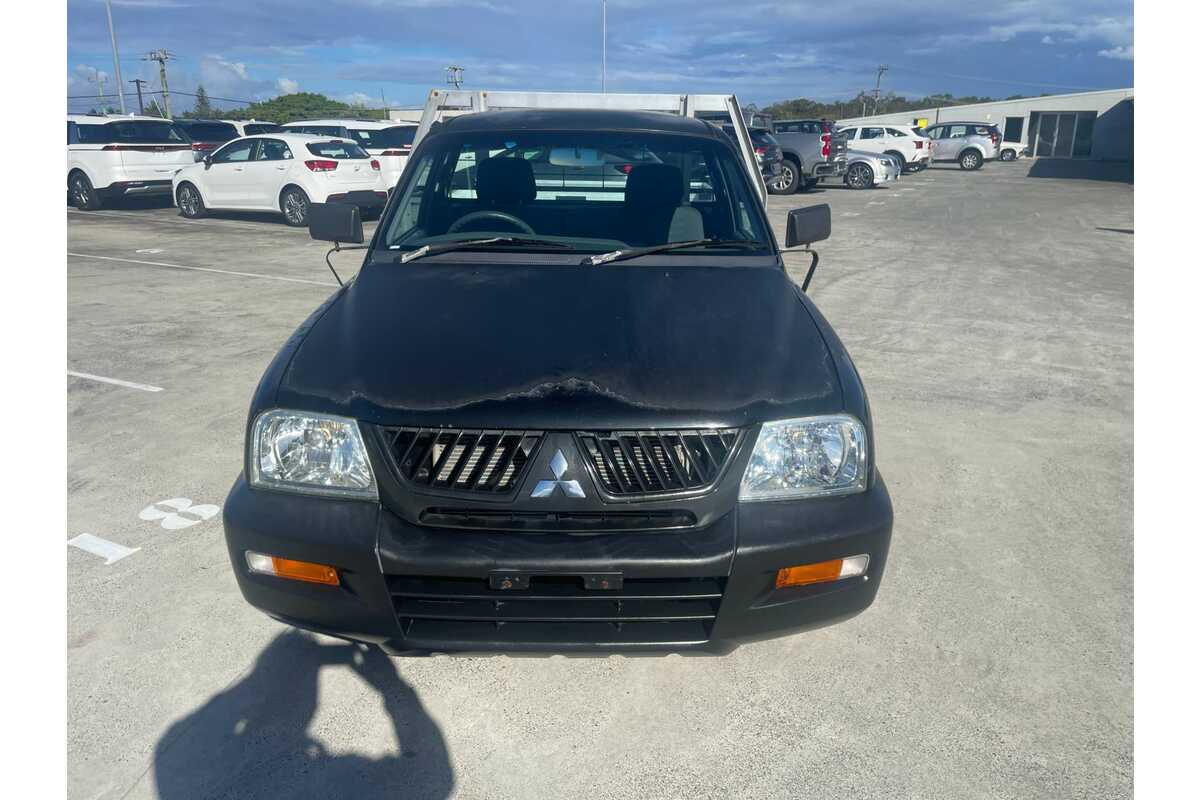 2004 Mitsubishi Triton GL MK