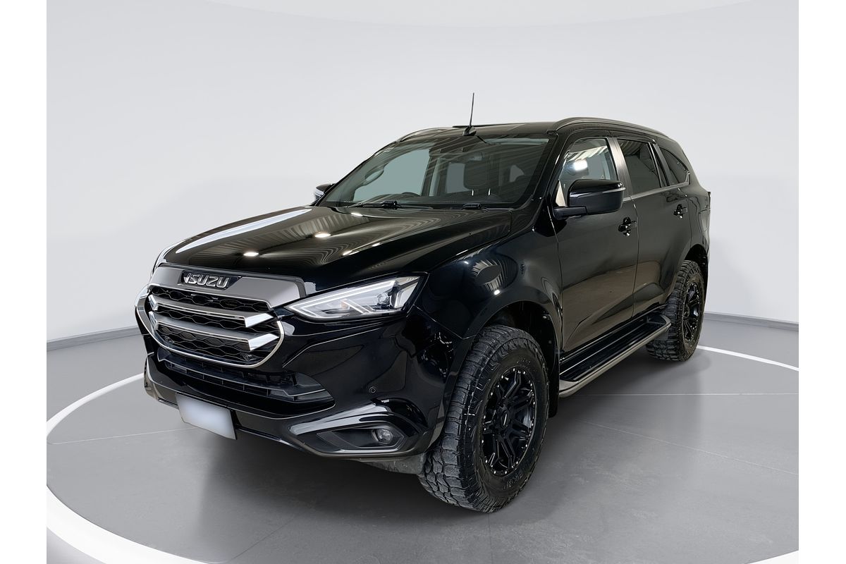 2022 Isuzu MU-X LS-U