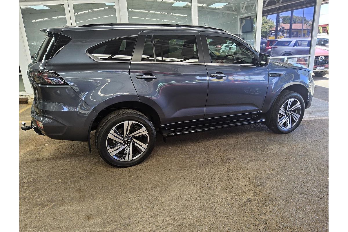 2025 Isuzu MU-X LS-T