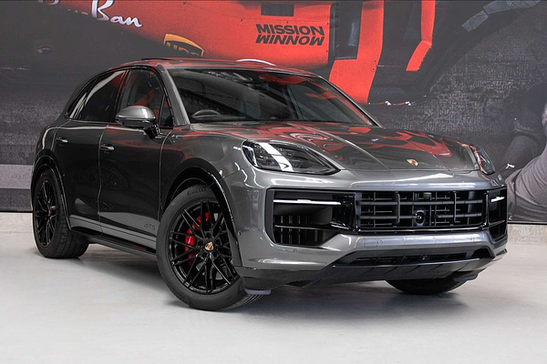 2025 Porsche Cayenne GTS 9YA II