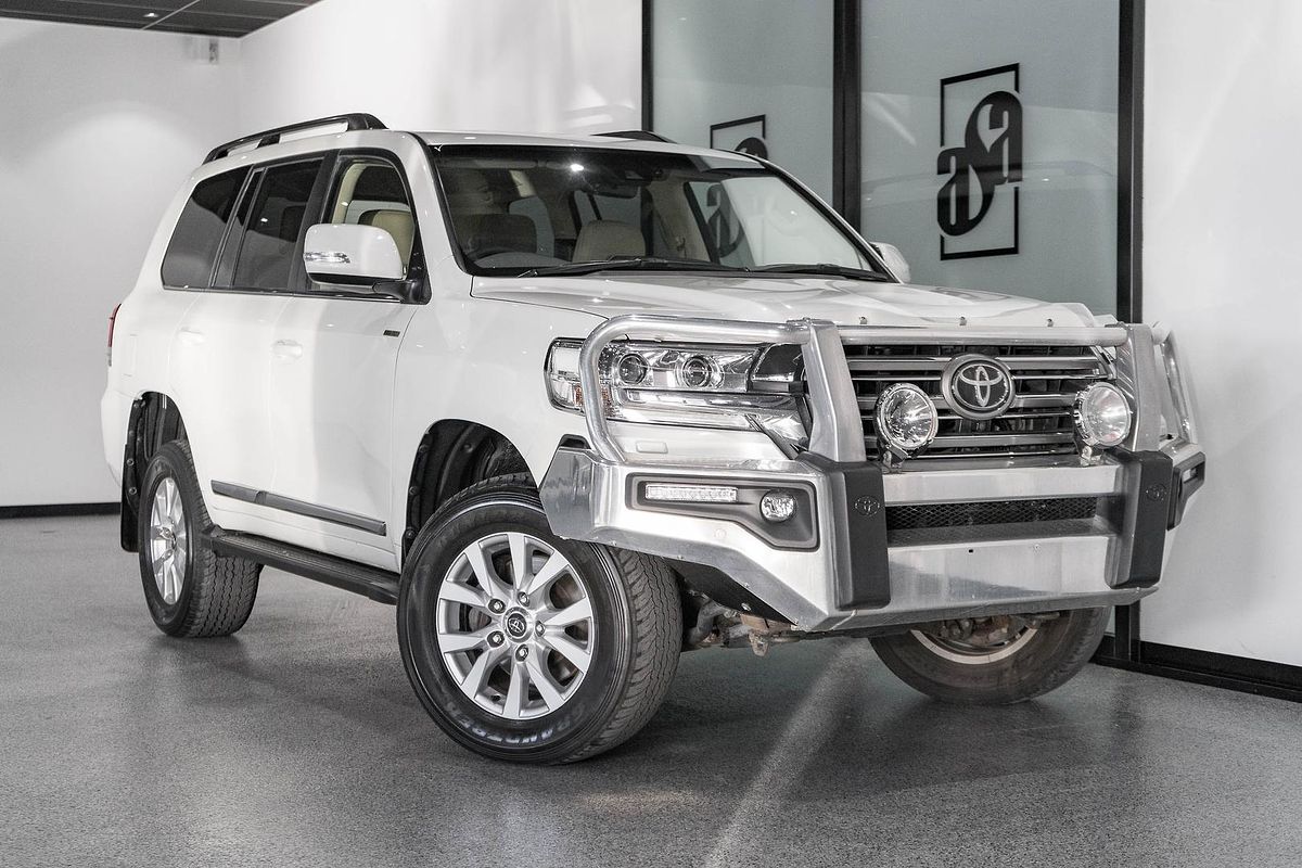 2016 Toyota Landcruiser Sahara VDJ200R