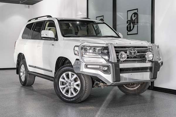 2016 Toyota Landcruiser Sahara VDJ200R