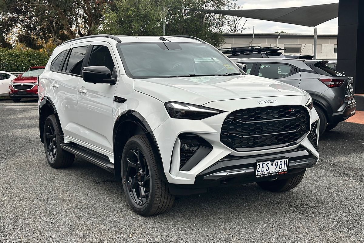 2026 Isuzu MU-X X-TERRAIN
