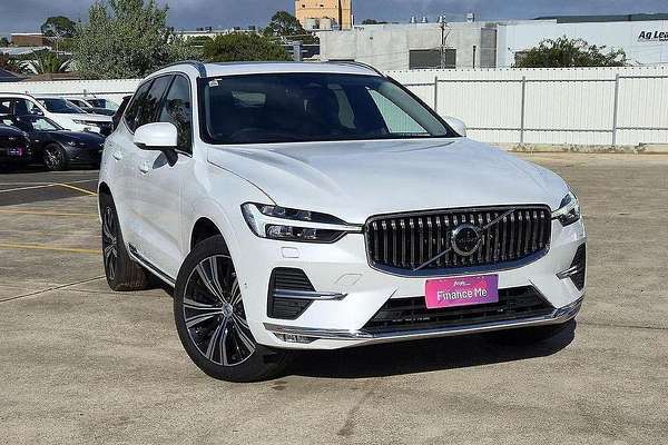 2023 Volvo XC60 Ultimate B5 Bright
