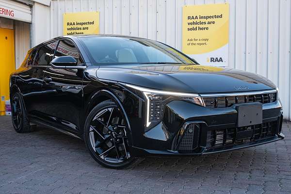 2025 Kia K4 GT-Line CL4m thumb-0