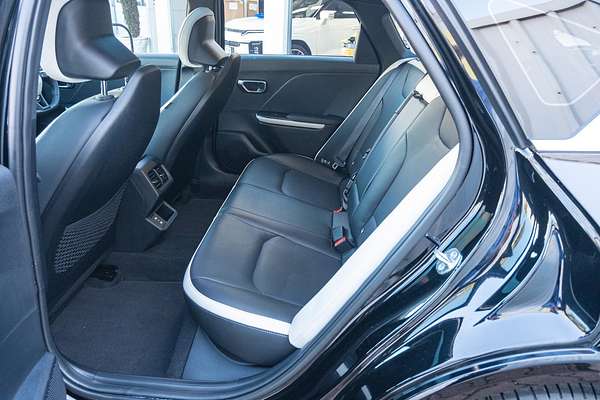 2025 Kia K4 GT-Line CL4m thumb-11
