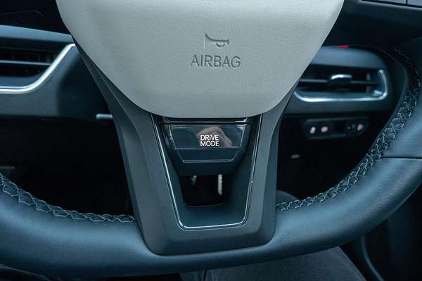 2025 Kia K4 GT-Line CL4m thumb-32