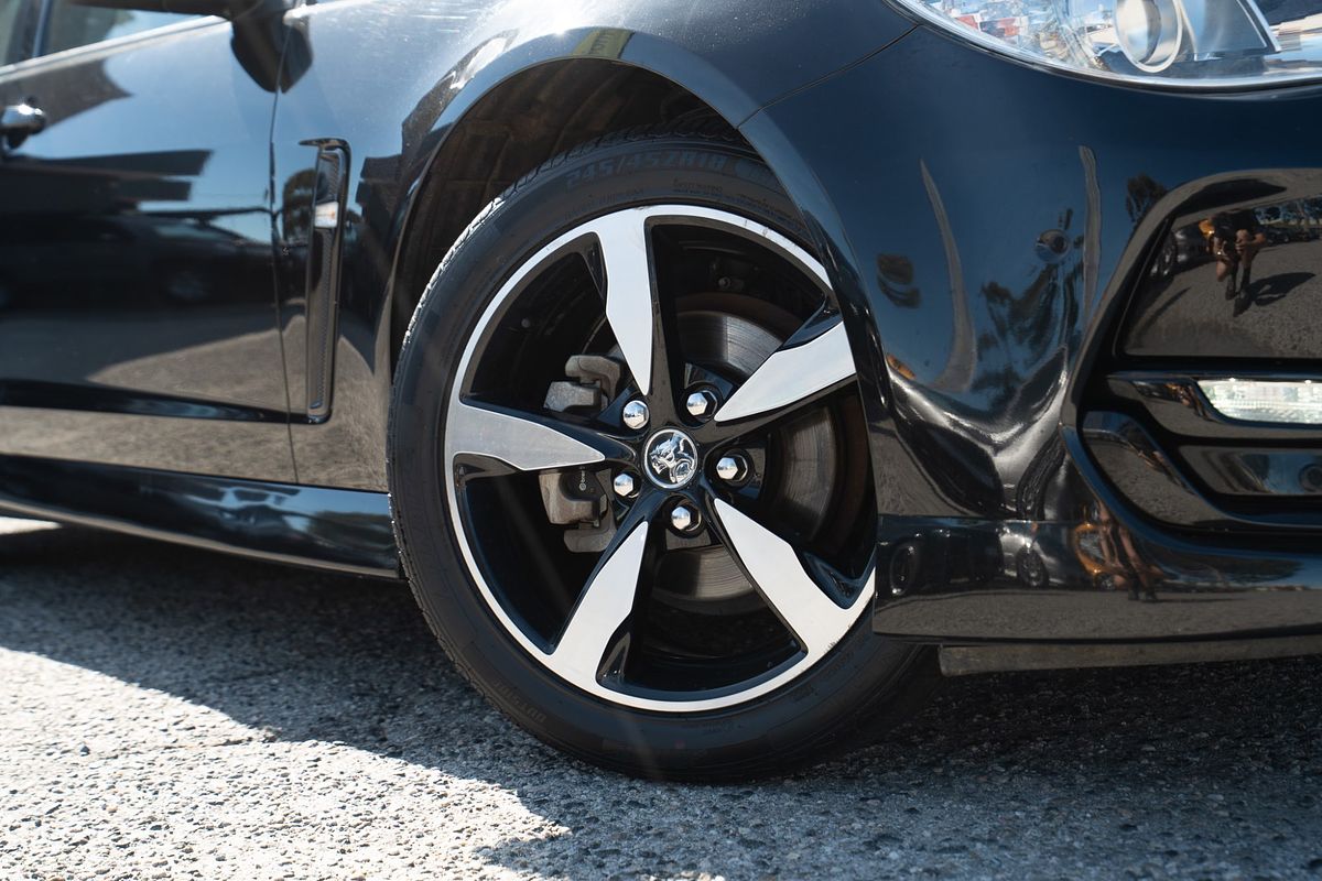 2016 Holden Commodore SV6 Black VF Series II