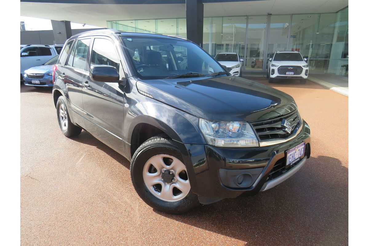 2013 Suzuki Grand Vitara Urban Navigator JB