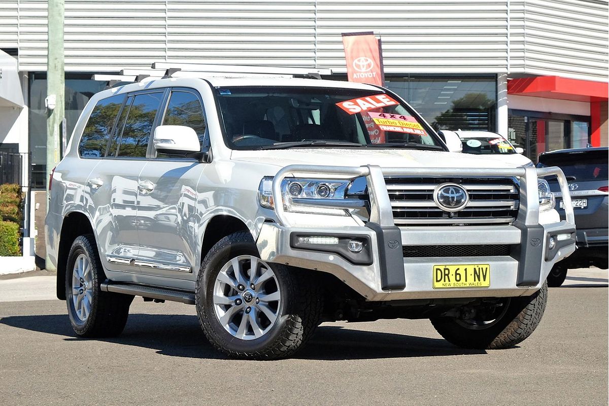 2020 Toyota Landcruiser Sahara VDJ200R